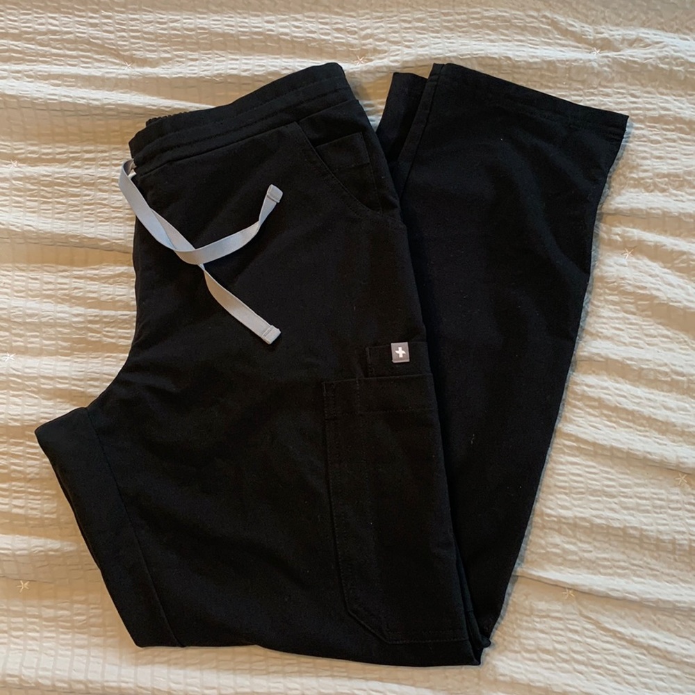 S/P Black Yola Figs scrub pants